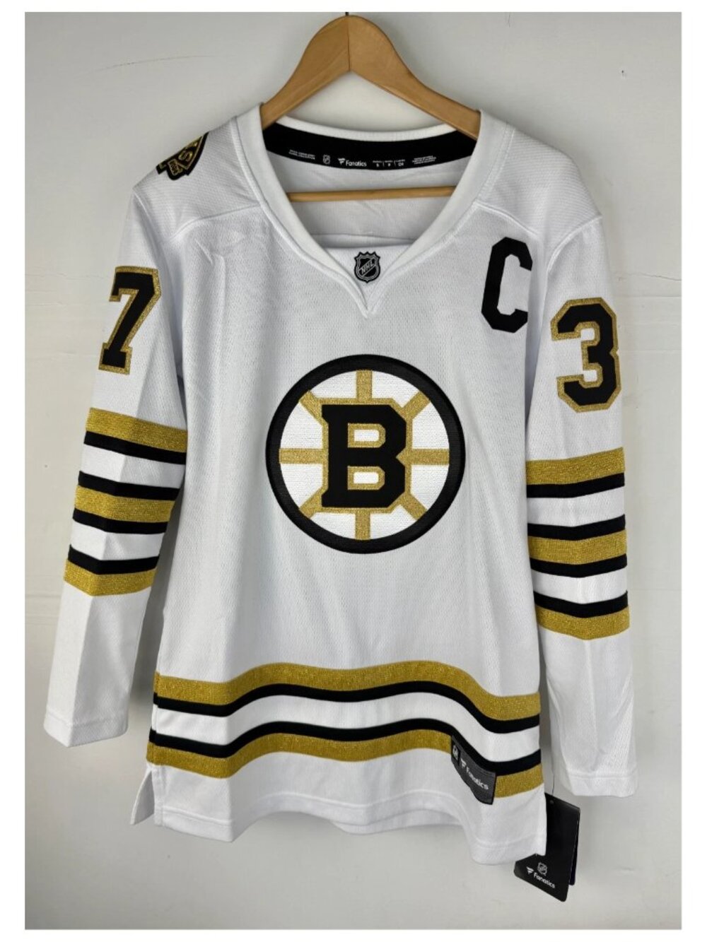 Women's size S - Boston Bruins Fanatics NHL Patrice Bergeron #37 - New With Tag